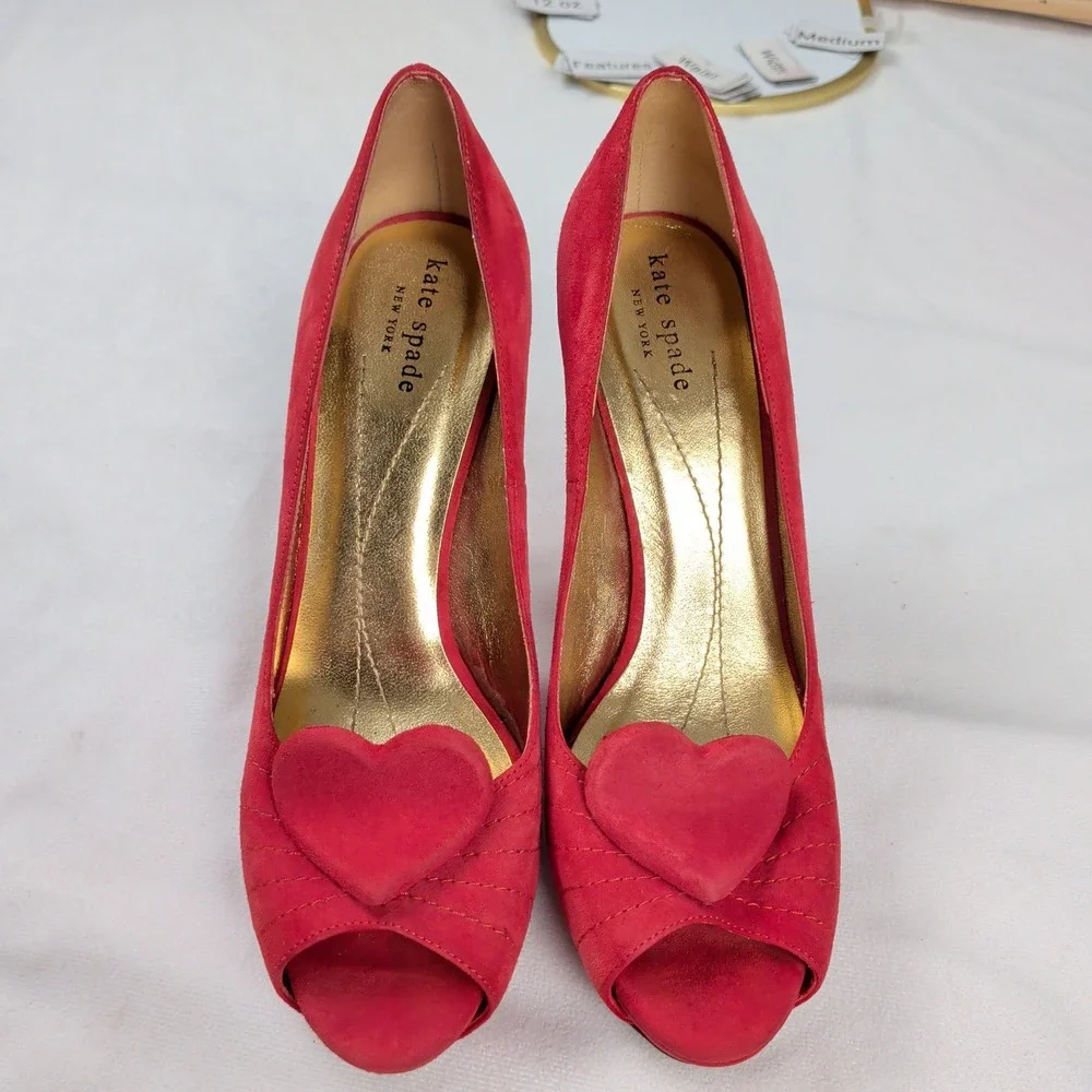 Kate Spade Red Suede Heart Peep Toe Platform Pumps Heels Made in Italy Romantic